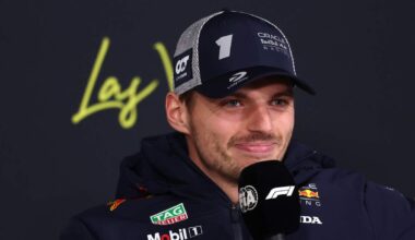 Max Verstappen rijdt dit seizoen als regerend wereldkampioen in ieder geval nog met nummer 1.