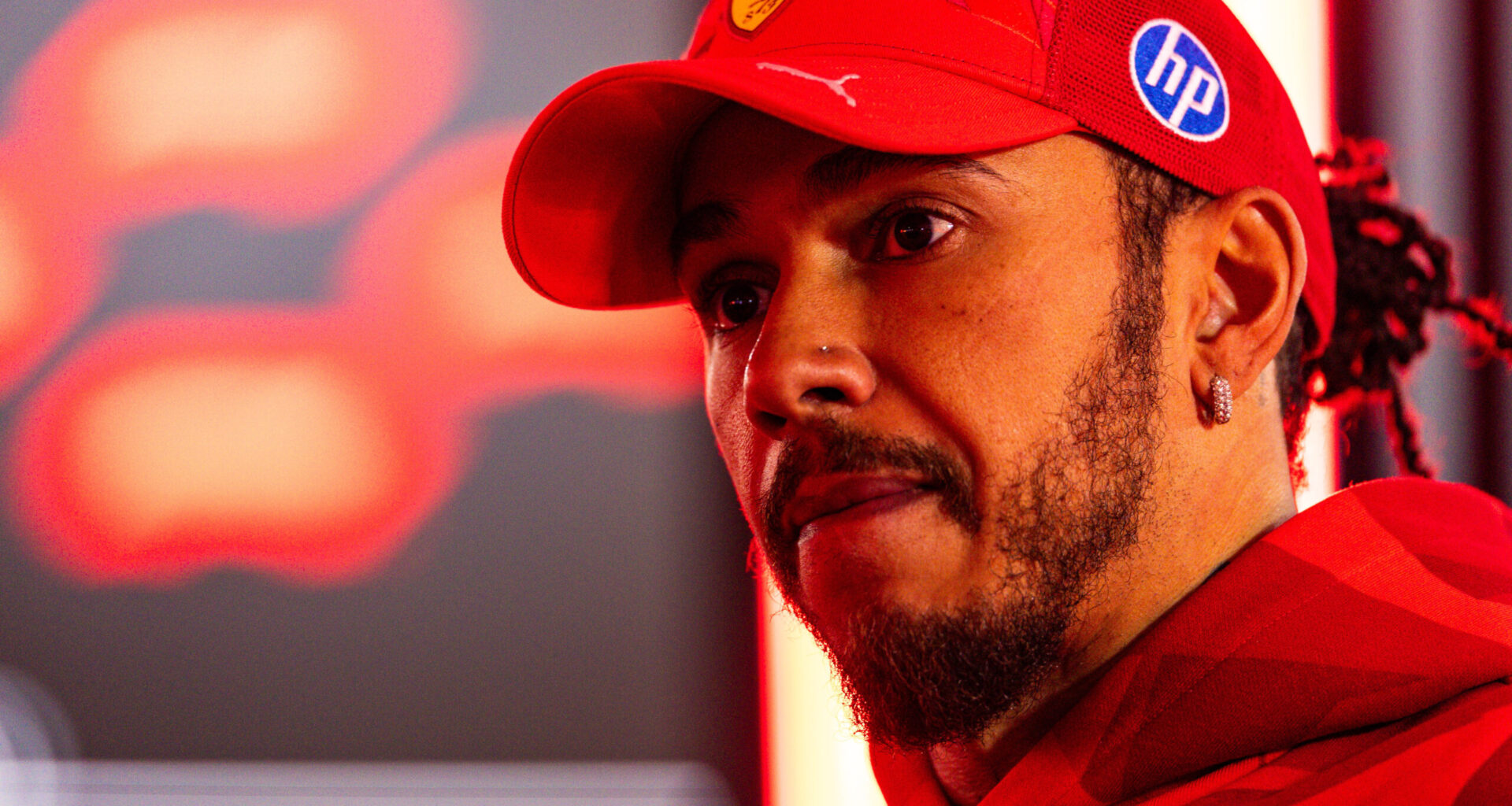 Lewis Hamilton bereikt nieuw dieptepunt: 'Geen zin in volgend jaar'