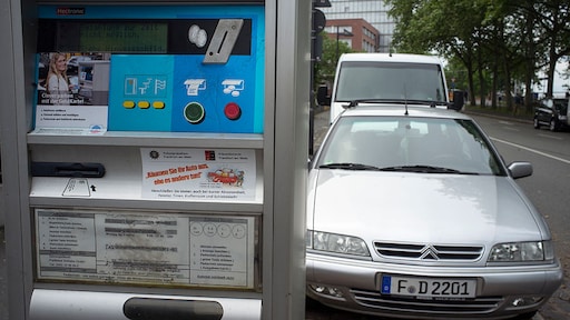 Verantwoordelijke parkeermeters in Duitse gemeente stal miljoenen euro's uit automaten