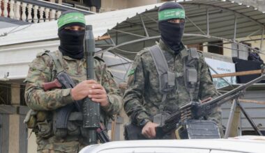 De gewapende tak van Hamas zegt donderdag het lichaam van een overleden Israëlische gijzelaar vrij te geven.