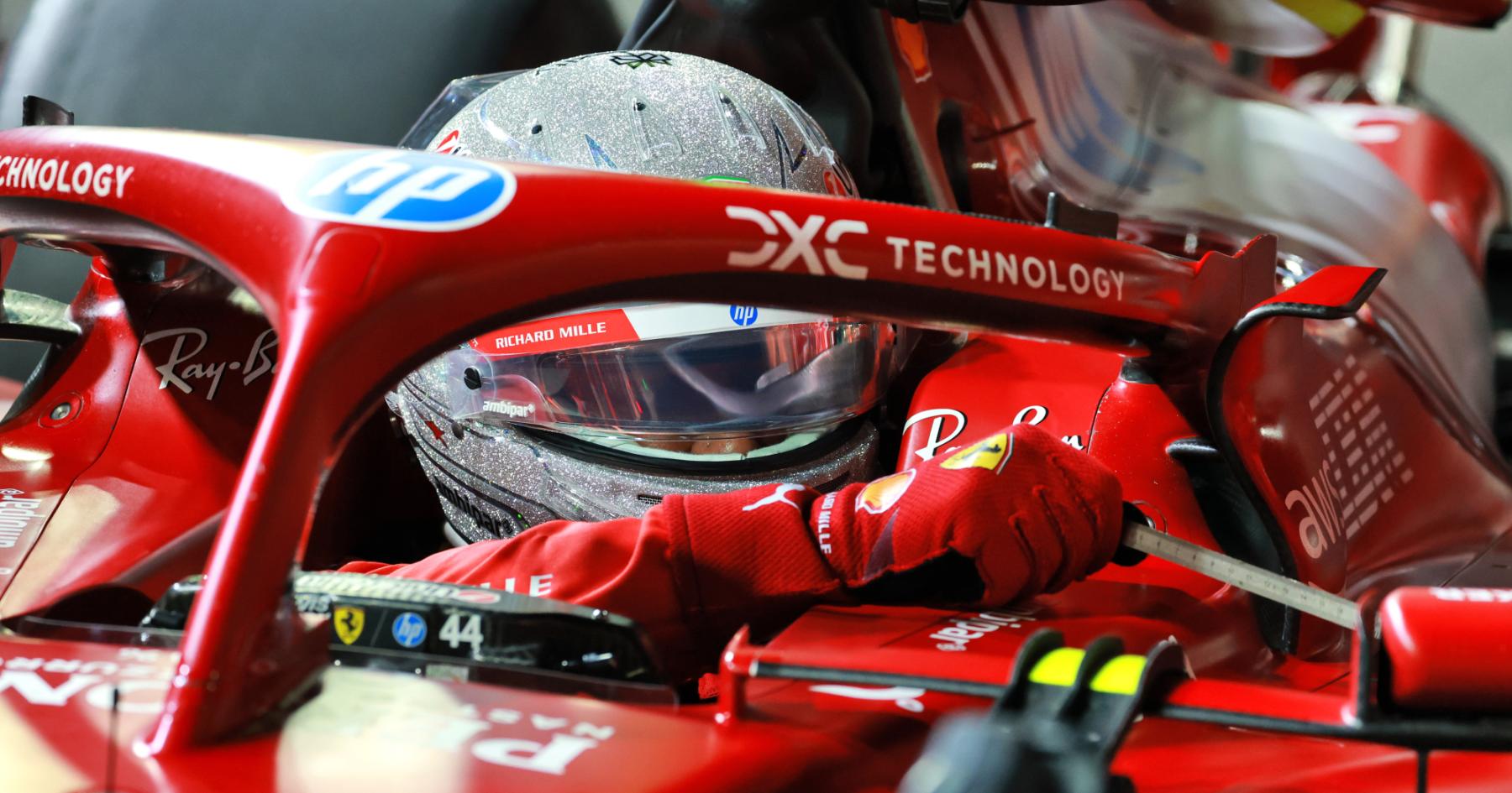 Hamilton capituleert na Ferrari-'nachtmerrie': "Geen zin in 2026"