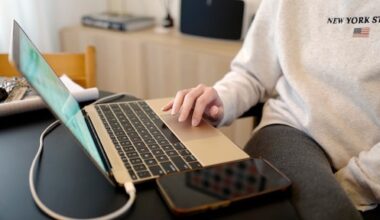 Vrouw die met drie banen ziek uitviel, moet 73.000 euro terugbetalen