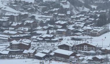 brand in hotel, gasten halsoverkop geëvacueerd