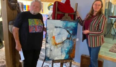Wethouder Betsy Wormgoor opent Art Gallery MOY in Borculo -