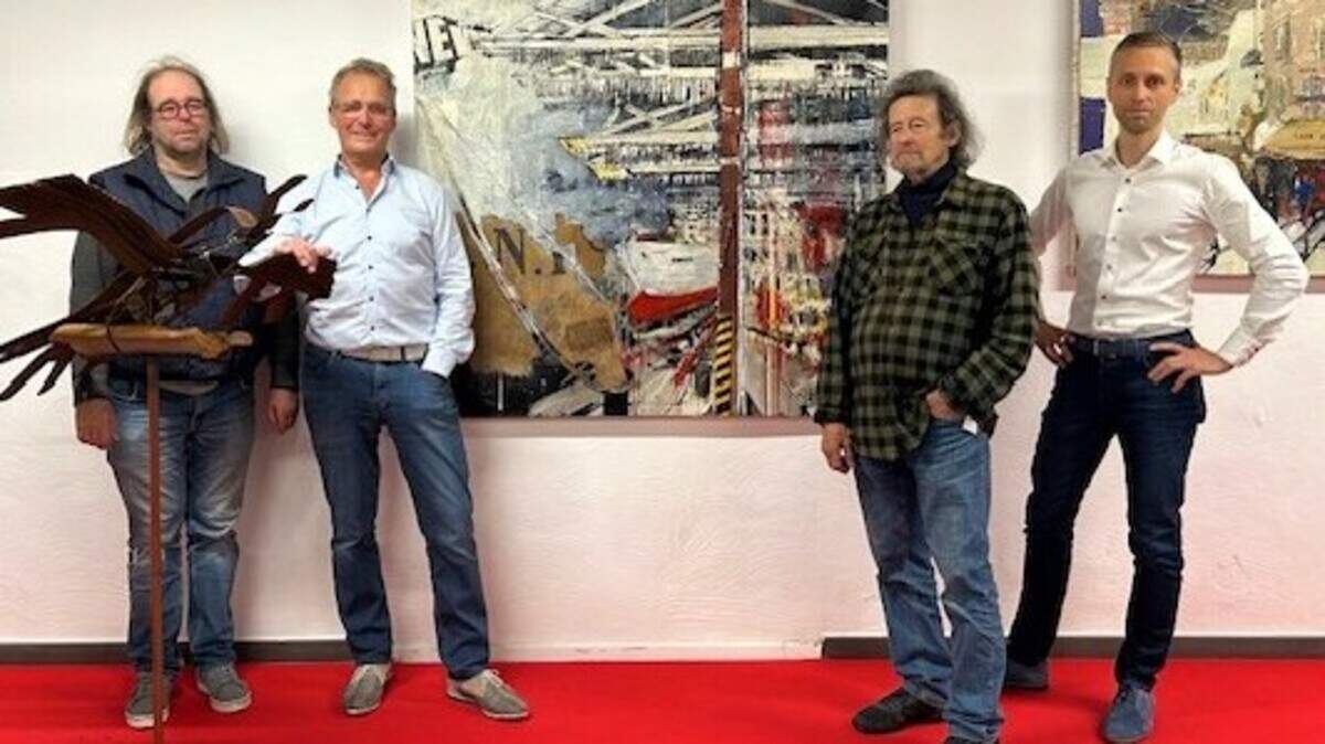 Opticien Frits Van Den Bosch opent kunstgalerij