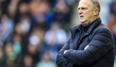 Van den Brom ziet FC Twente mazzelen: "Tegen alle…