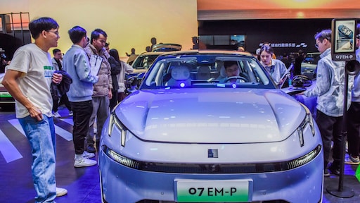 Automerk Lynk & Co stopt met abonnementen: auto's moeten worden ingeleverd