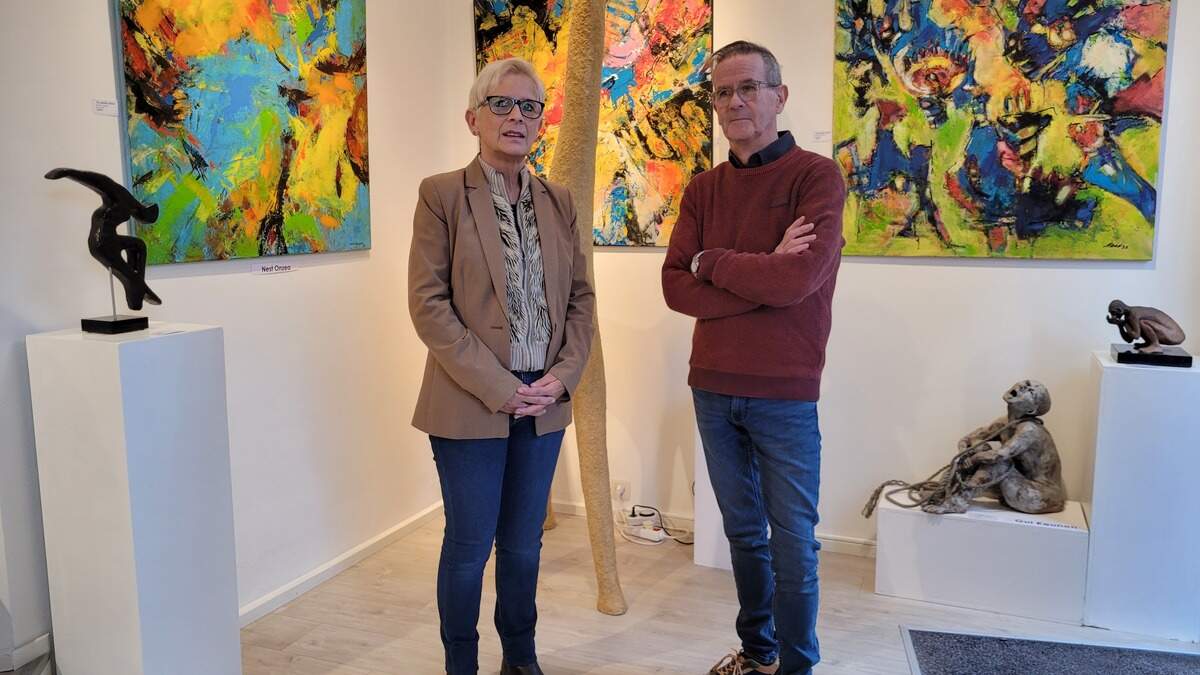 Art Gallery Mara bestaat tien jaar: “Het winkelpand staat te koop, maar we stoppen niet”
