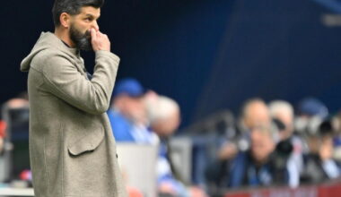 Schalke 04-trainer prijst FC Twente-fans: "Ik bedoel,…