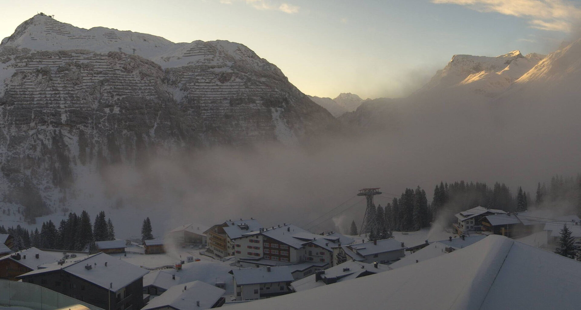 zo'n 20-40 cm verse sneeuw