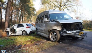 Zwangere bestuurster naar ziekenhuis na ongeval op Herenvennenweg