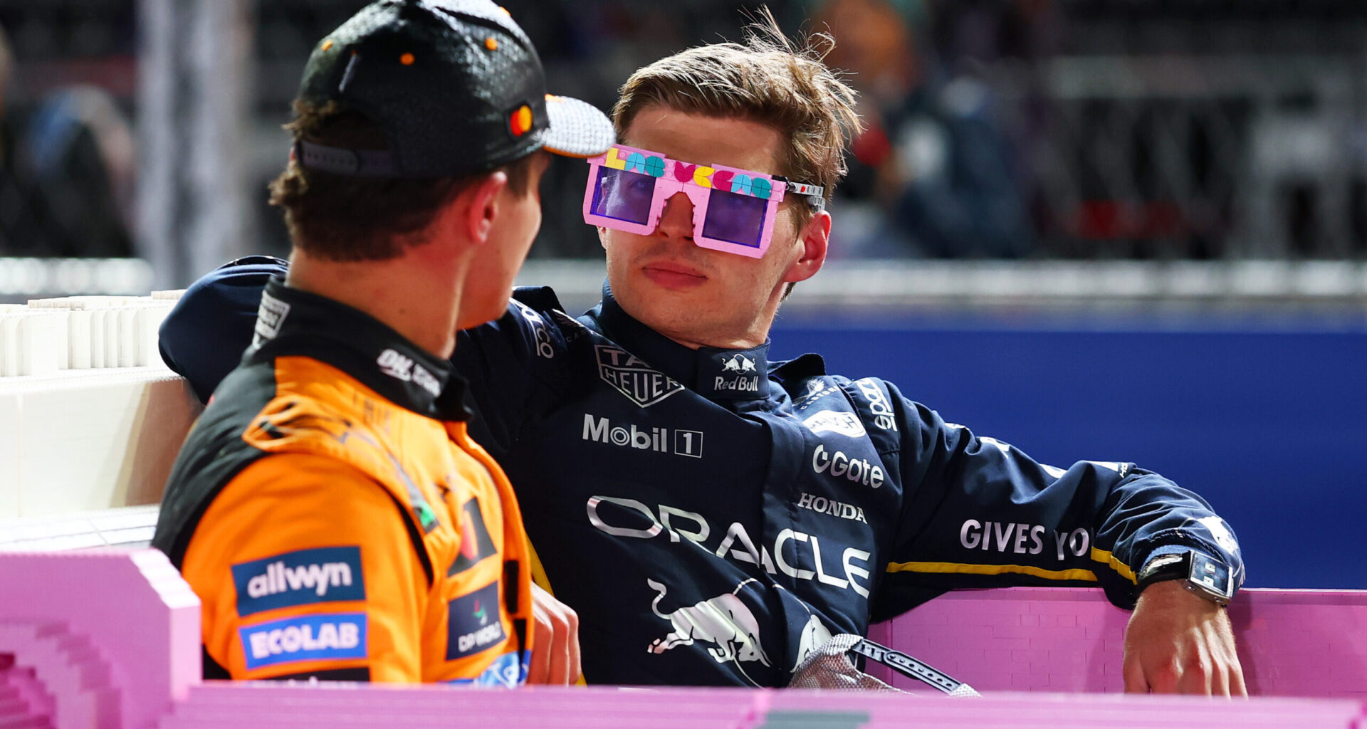 ‘Verstappen terug in titelstrijd na McLaren-shock in Las Vegas’ | Paddockpraat Update