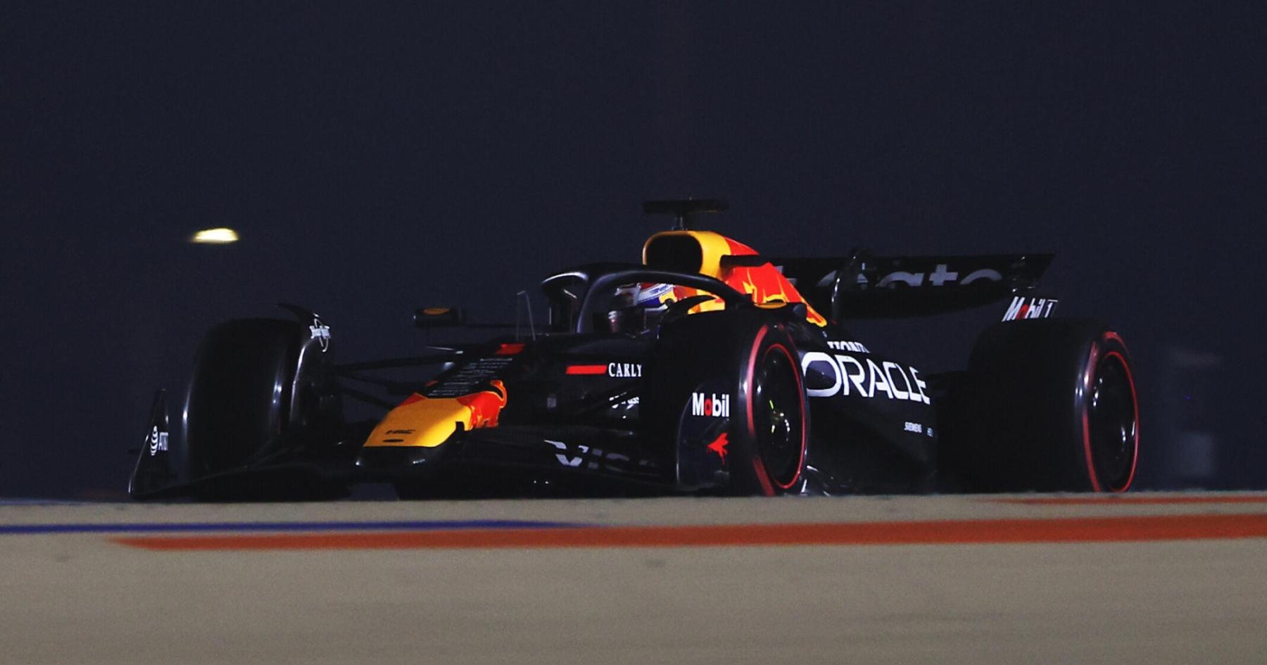 Verstappen in alles-of-niets-modus tegen McLaren