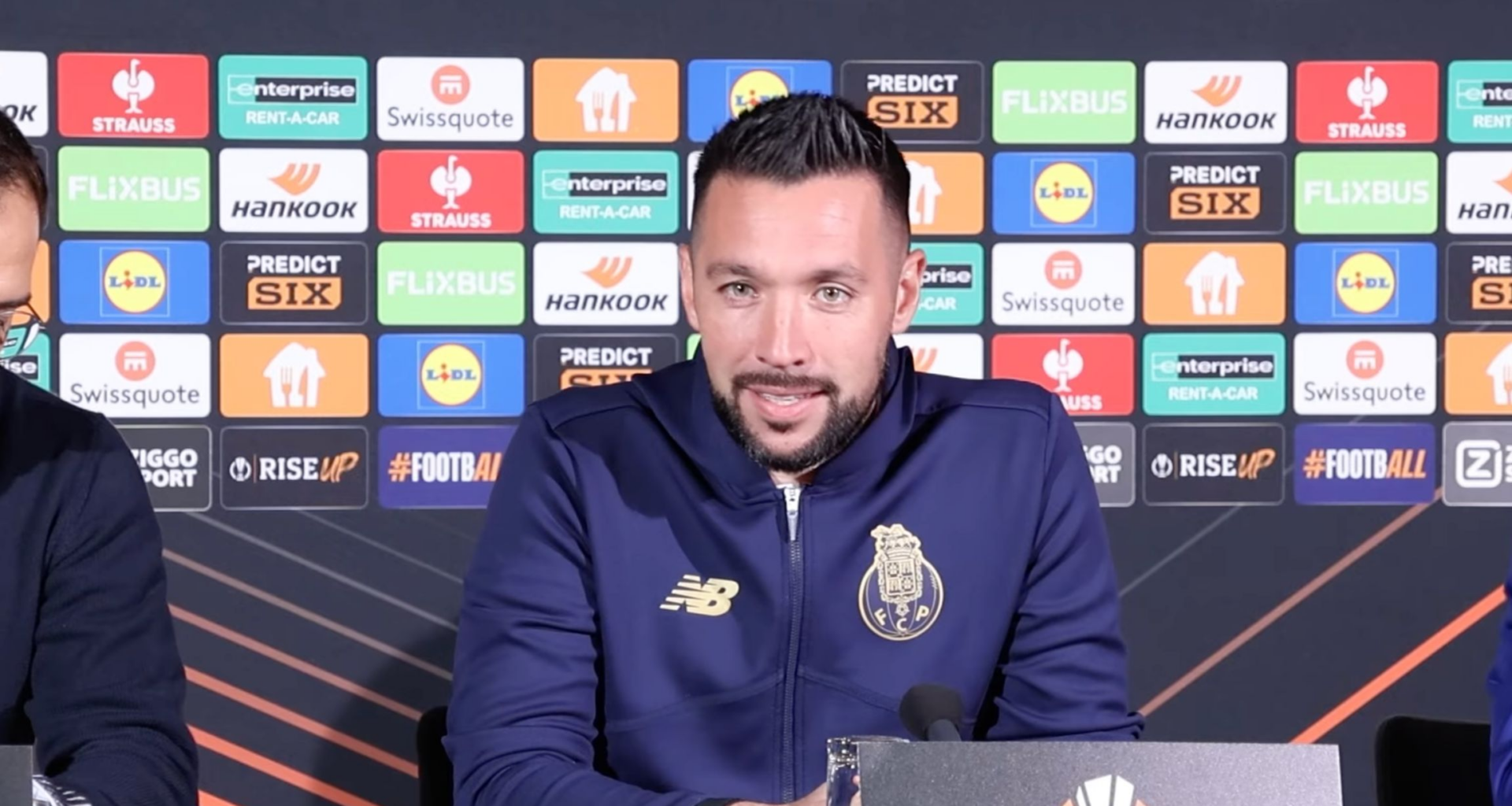 Francesco Farioli heeft 'lekker' cadeau uit Portugal meegenomen voor Ron Jans