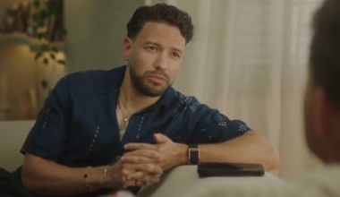 Rolf Sanchez voelt zich schuldig over overlijden van oma: 'Enige die het wist'