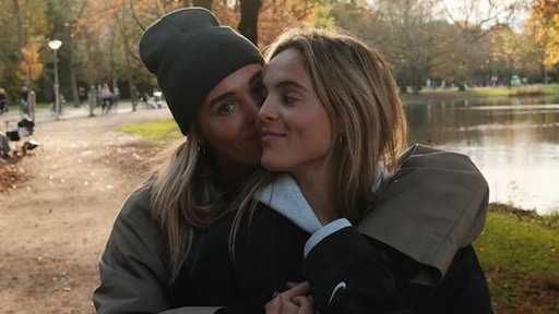 Tophockeyer Pien Sanders moest wennen aan intimiteit met Oranjeleeuwin Jill Roord: 'Ik deed maar wat'