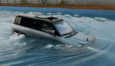 Meest krankzinnige rijmodus uit de auto-industrie: nieuwe SUV kan iets héél bijzonders