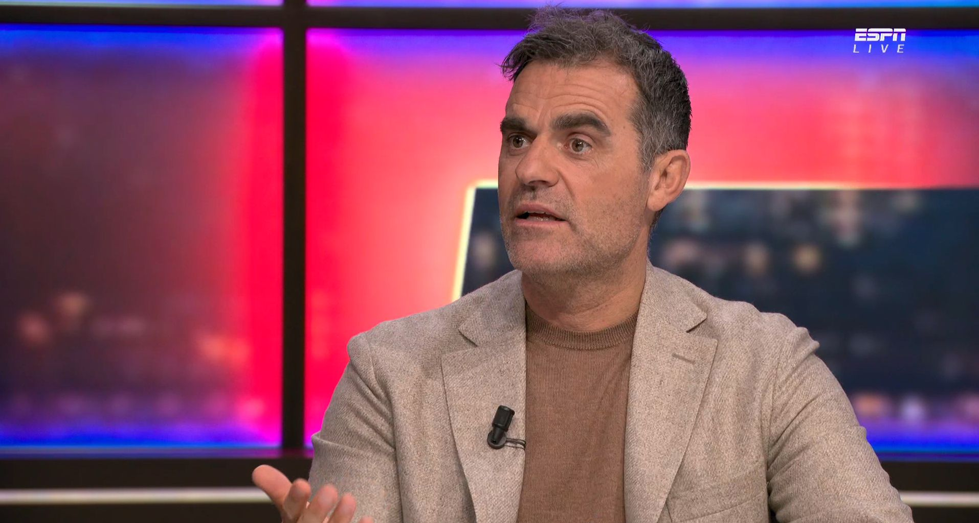 Perez krijgt 'de hik' van speler Ajax: 'Dat is dan de grote spielmacher'