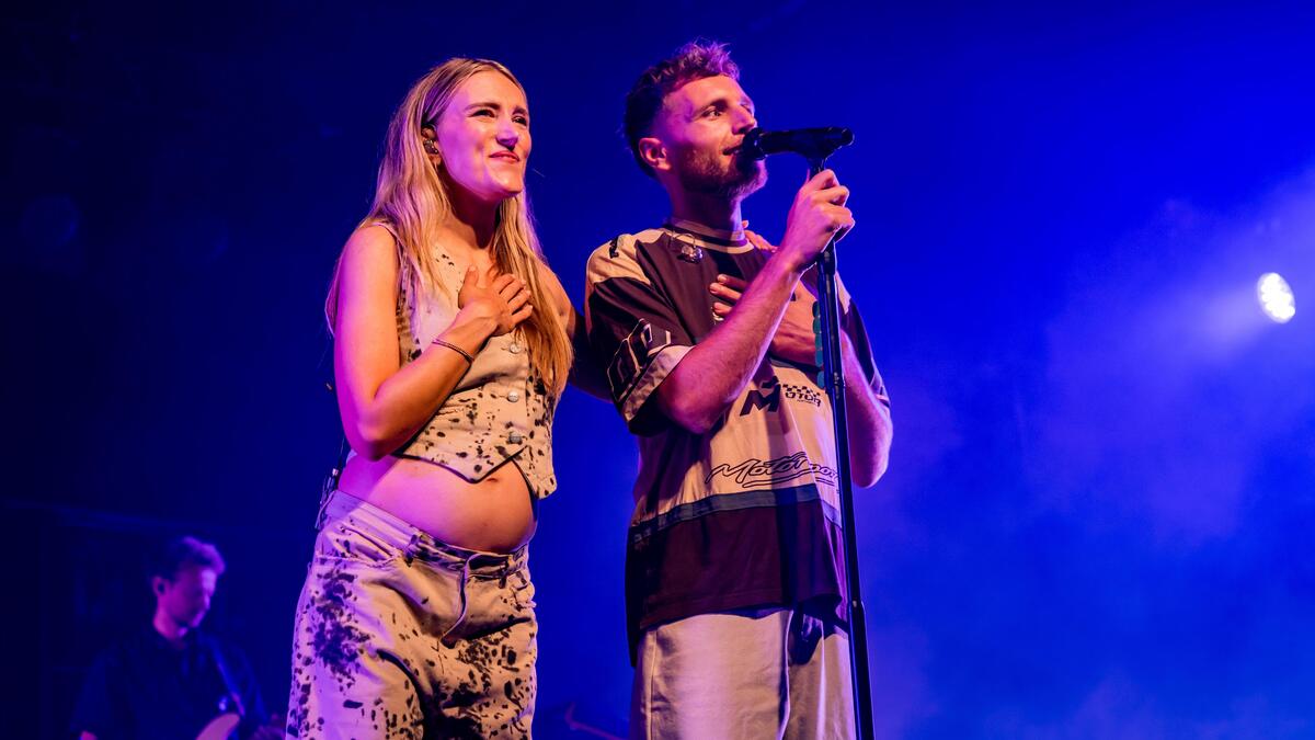 Suzan & Freek scoren ook in Vlaanderen met ‘Niemand’: zes jaar geleden dat ze nog zo hoog in Ultratop stonden
