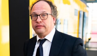 'NS-topman Wouter Koolmees voorgedragen als verkenner door D66'