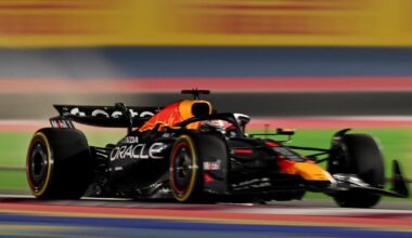 Klagende Verstappen loopt flinke schade op in sprintkwalificatie Qatar