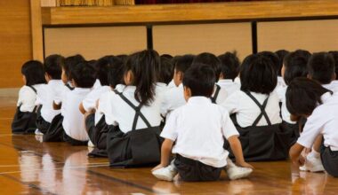 Russisch wordt vanaf de bovenbouw van de basisschool in Noord-Korea een verplicht vak.