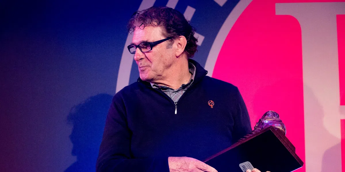 Van Hanegem in column zeer kritisch over Oranje