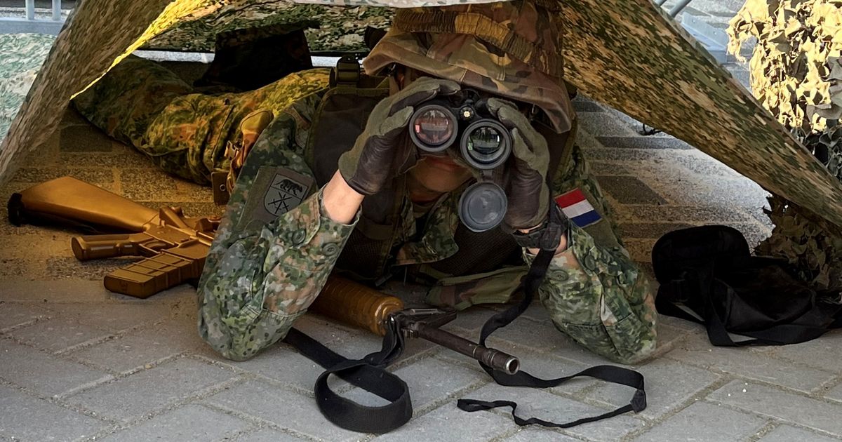 Van collegezaal naar kazerne: RUG enige universiteit die reservistentraining aanbiedt