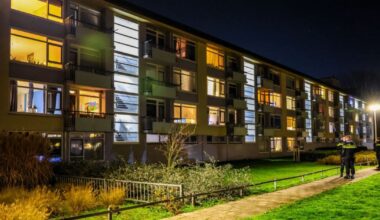 Explosie bij appartement in Enschede, politie doet onderzoek - RTV Oost