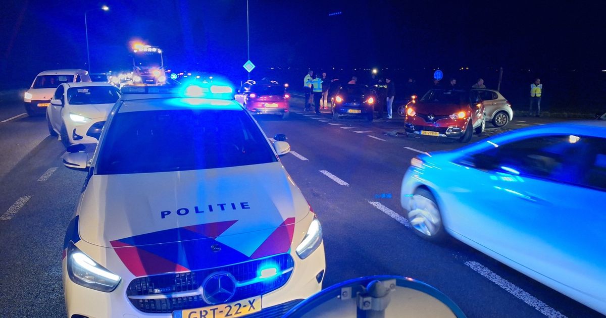 112-nieuws dinsdag 18 november: FIOD doorzoekt woning in Tolbert • Stroomstoring in westen provincie