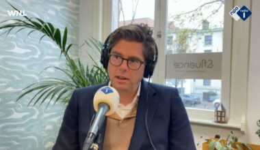 Toponderhandelaar Maarten van Rossum krijgt zijn zin: 'Partijen moeten methode van jaren 70 loslaten'