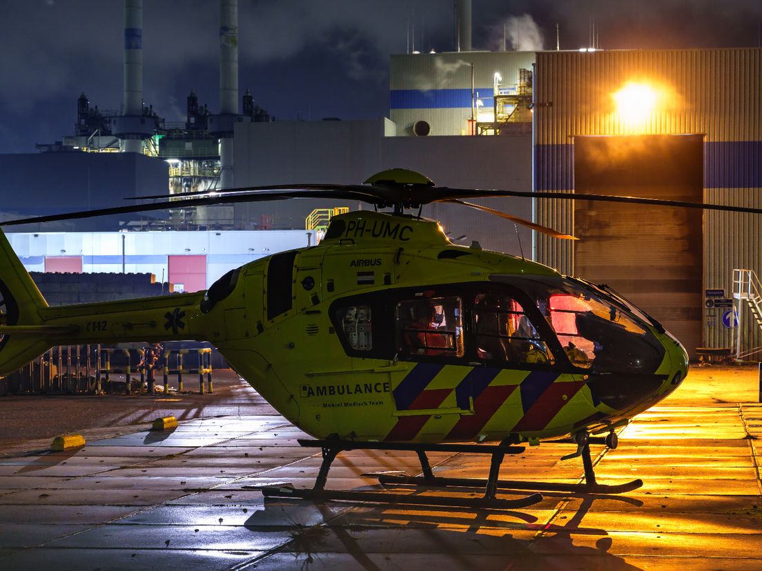 Een traumaheli is bij het bedrijf geland om hulp te verlenen.