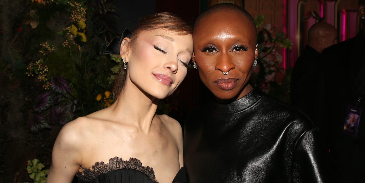 Waarom Ariana Grande en Cynthia Erivo elkaar constant aanraken