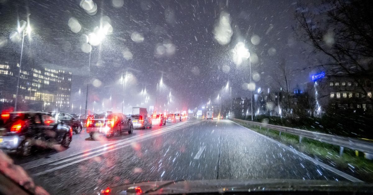 Valt zondag de eerste sneeuw in Friesland? "Er komt een actief gebied aan"