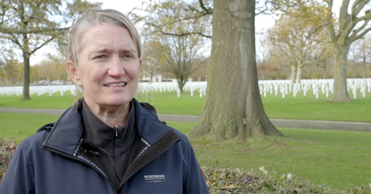 Amerikaanse Michelle Moore is een van die omwonenden die al zo'n 10 jaar voor een graf zorgt