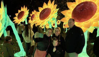 Ook in de lichttunnel kon je over de koppen lopen (foto: Rogier van Son).