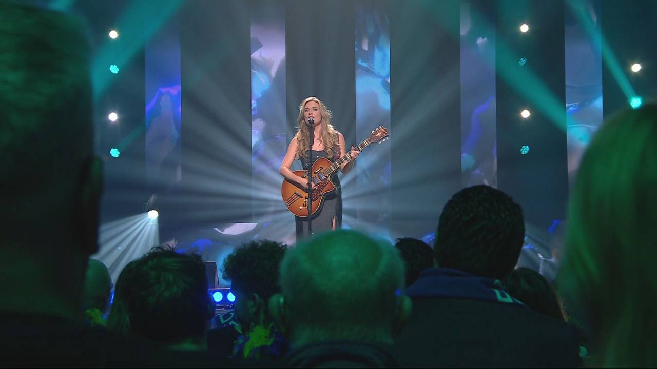 Rosa is tweede geworden bij het Regio Songfestival.