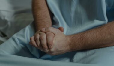 Een man in het ziekenhuis