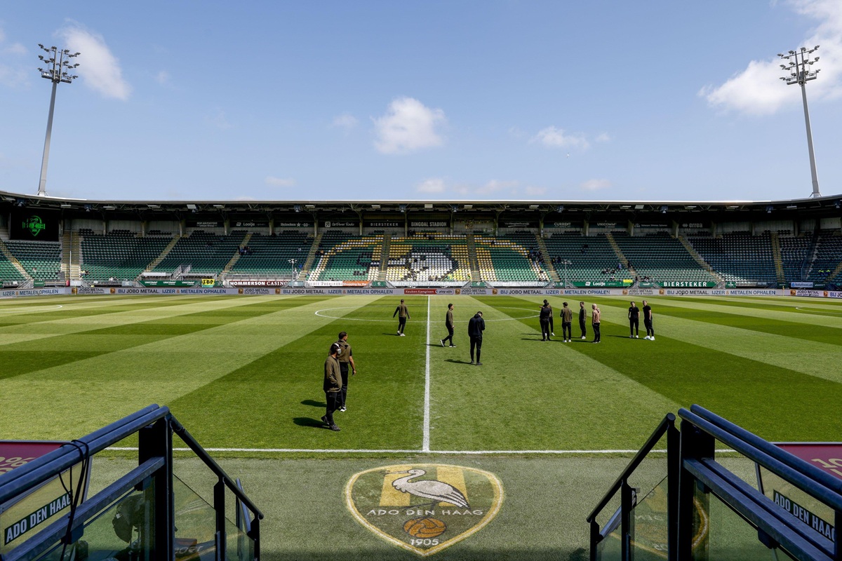 Foto: ADO Den Haag ontslaat trainer