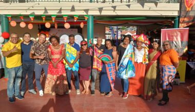 Pom, roti en veel muziek: Surinamers vieren hun onafhankelijkheid op Curaçao