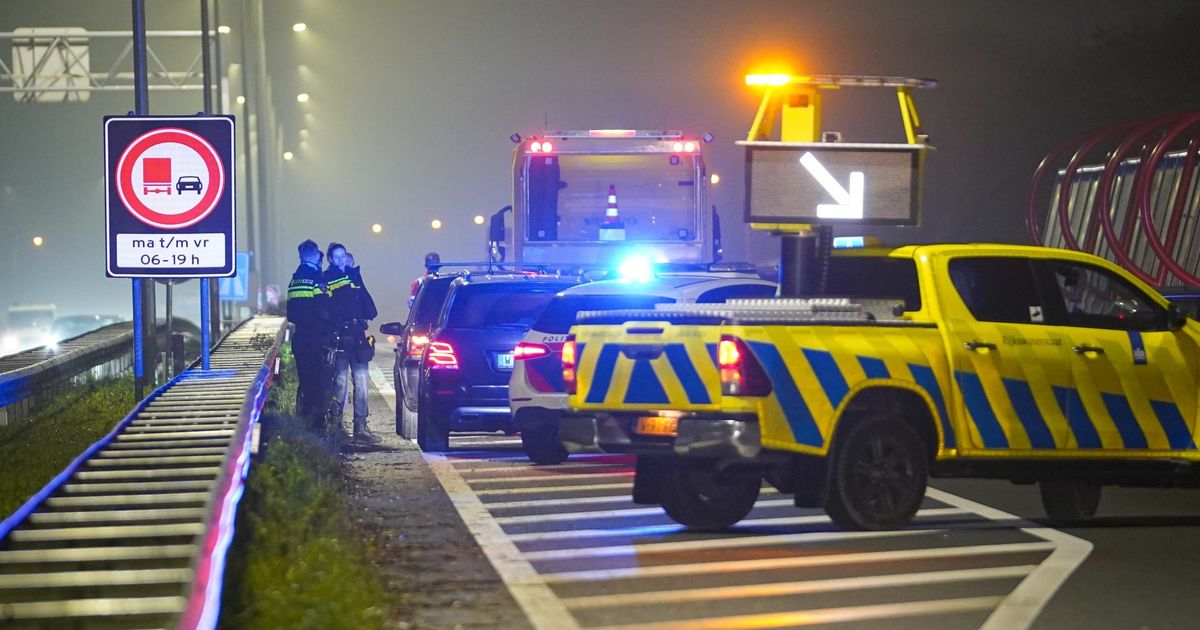 112-nieuws donderdag 27 november: Drie botsingen in korte tijd op A7 • Politie vindt illegaal vuurwerk bij Stadjer (16)
