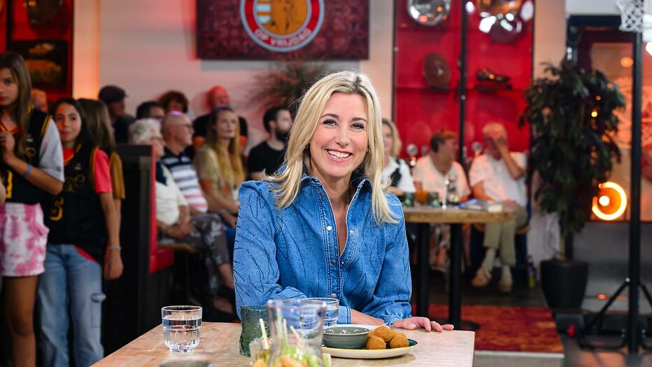 Dit is de reden waarom er vanavond geen Carrie op Vrijdag is