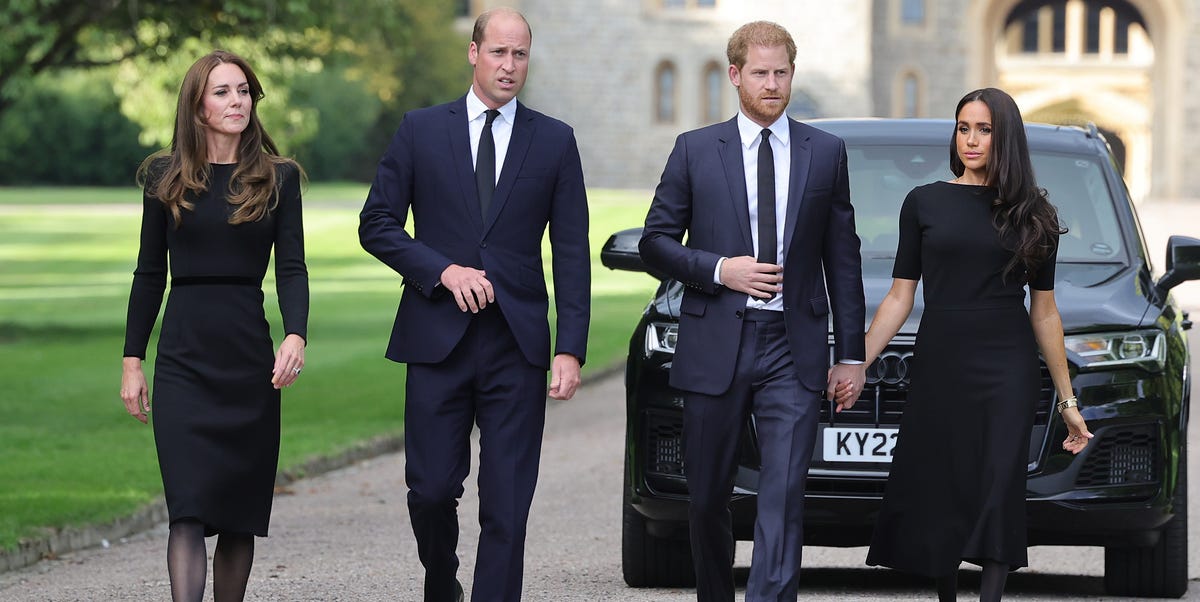 William en Kate dumpen Harry en Meghan op deze feestdag