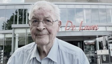 Oud-directeur Roel Oostra (104) van De Lawei in Drachten overleden