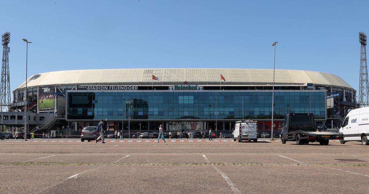 Stevige kritiek van aandeelhouders De Kuip richting stemming over eenwording met Feyenoord