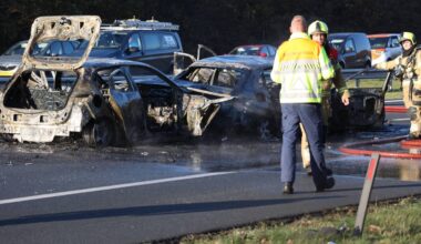 Op de A50 bij Paalgraven heeft een ongeluk plaatsgevonden, de weg richting Nijmegen is dicht (foto: Rijkswaterstaat Verkeersinformatie).