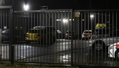 112-nieuws: Arrestant overleden in politiebureau Breda • 1000 liter-vat met drugsafval gedumpt in Bergen op Zoom - Omroep Brabant