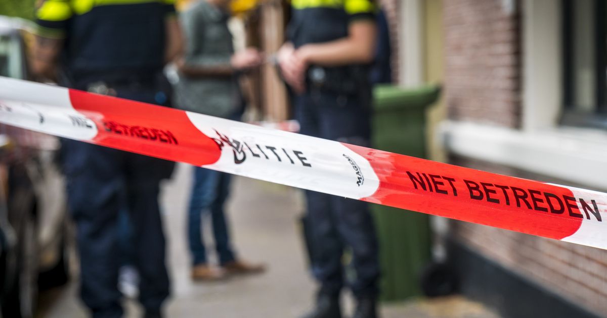 Woning dicht en cameratoezicht in straat na explosie - Omroep West