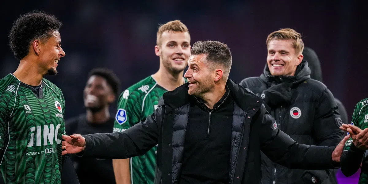 Den Uil kraakt Ajax-spel in schrijnende analyse