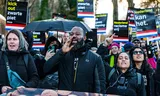 Kick Out Zwarte Piet (KOZP) en Extinction Rebellion demonstreerden tijdens de aankomst van Sinterklaas in 2023 in Slochteren. Foto ANP